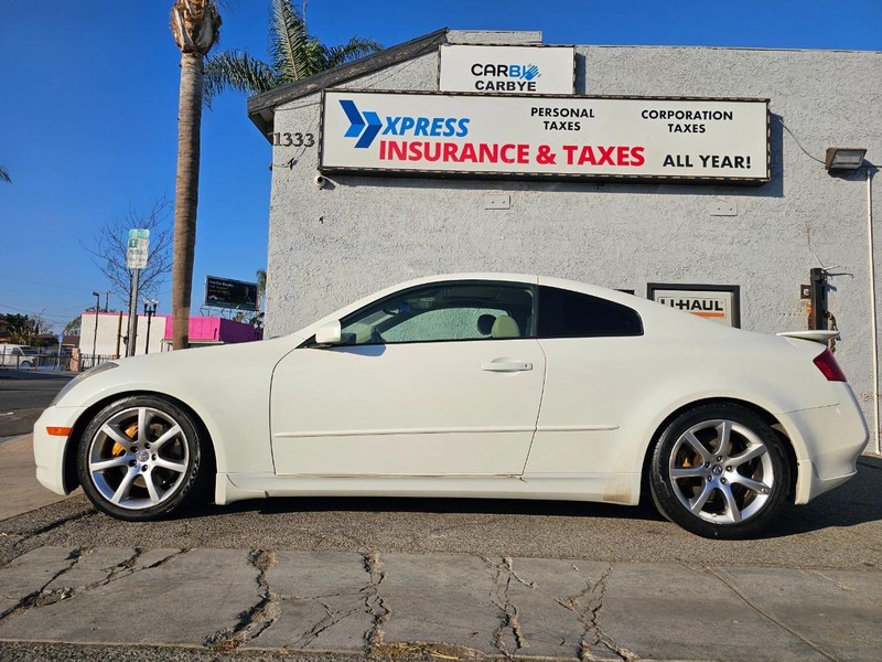 INFINITI G35 Coupe Vehicle Full-screen Gallery Image 2