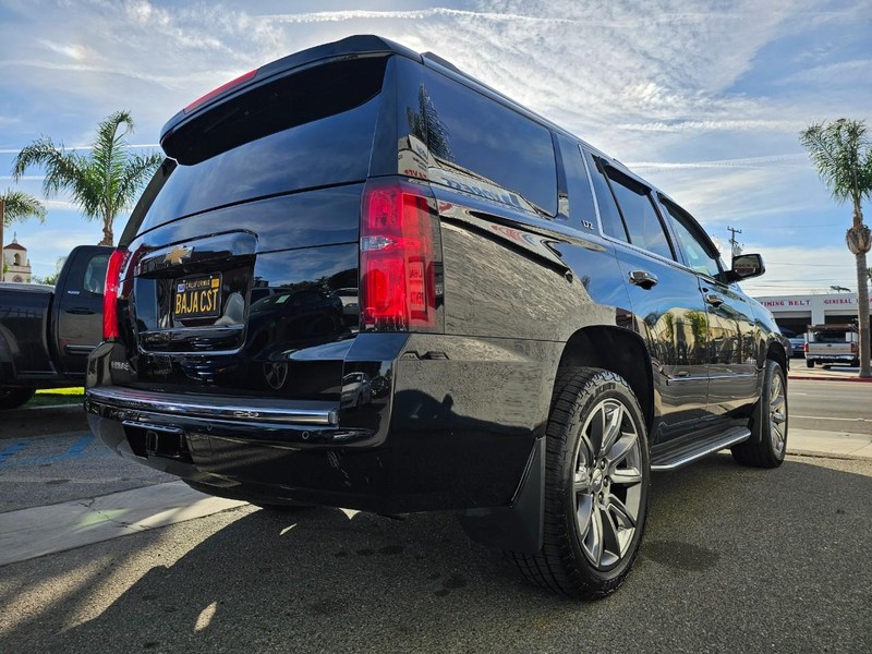 Chevrolet Tahoe Vehicle Full-screen Gallery Image 5
