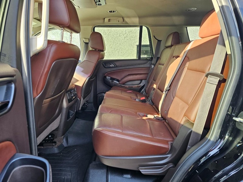 Chevrolet Tahoe Vehicle Full-screen Gallery Image 20