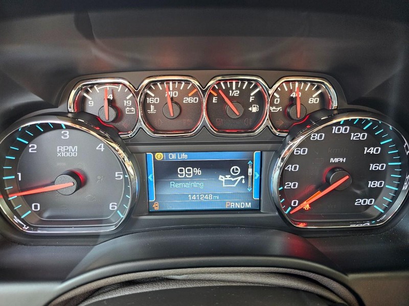 Chevrolet Tahoe Vehicle Full-screen Gallery Image 33