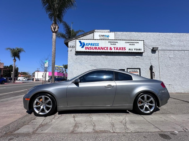 INFINITI G35 Coupe Vehicle Full-screen Gallery Image 2