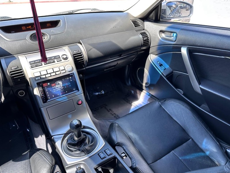 INFINITI G35 Coupe Vehicle Full-screen Gallery Image 18