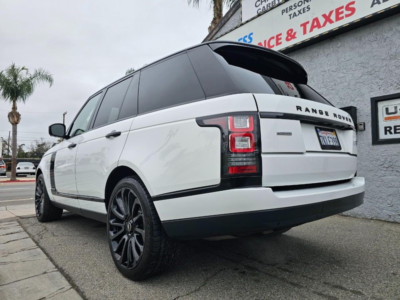 Land Rover Range Rover Vehicle Full-screen Gallery Image 3