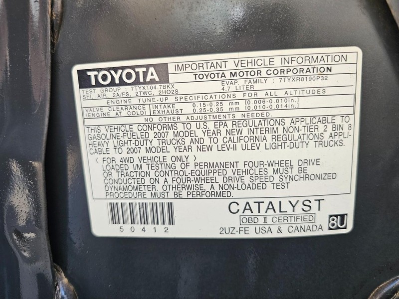 Toyota Sequoia Vehicle Full-screen Gallery Image 42