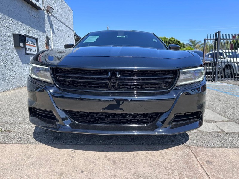 Dodge Charger Vehicle Full-screen Gallery Image 7