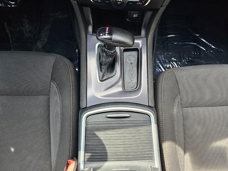 Dodge Charger Vehicle Full-screen Gallery Image 26