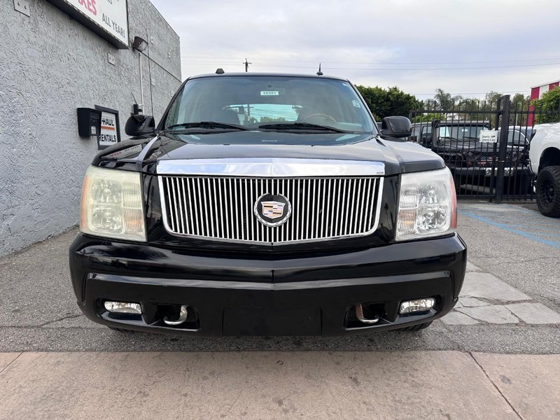 Cadillac Escalade EXT Vehicle Full-screen Gallery Image 7