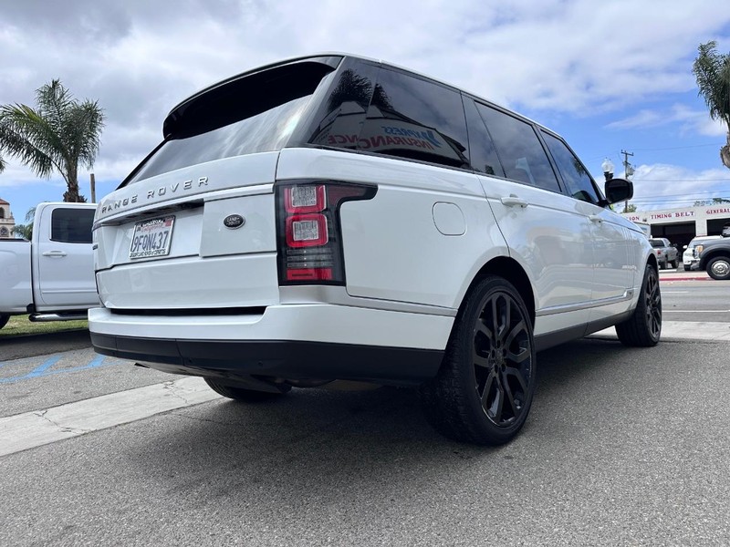 Land Rover Range Rover Vehicle Full-screen Gallery Image 5