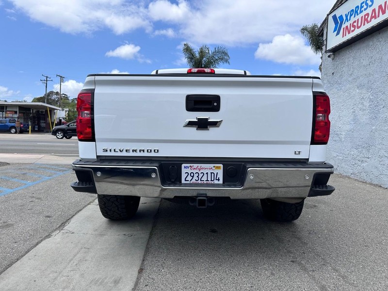Chevrolet Silverado 1500 Vehicle Full-screen Gallery Image 4