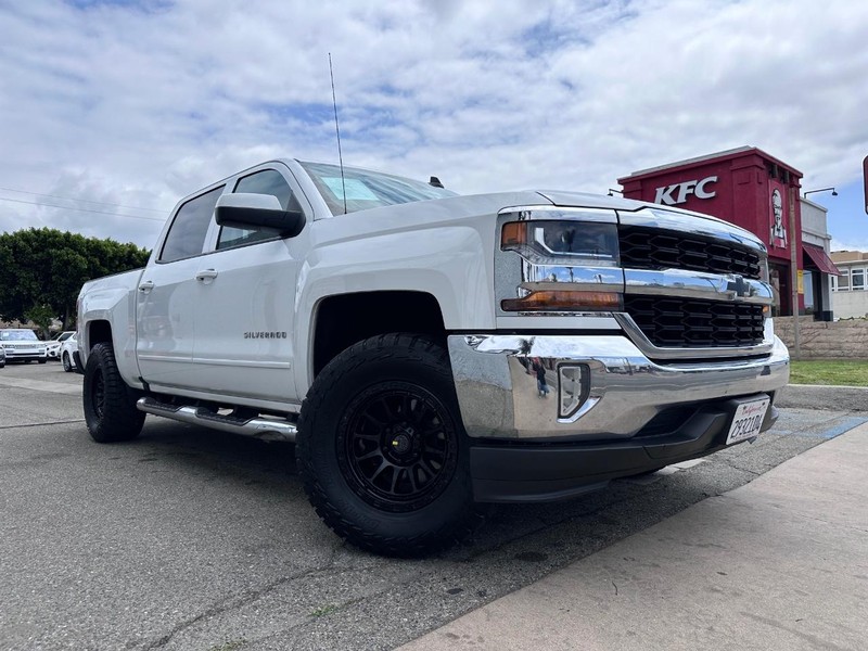 Chevrolet Silverado 1500 Vehicle Full-screen Gallery Image 6