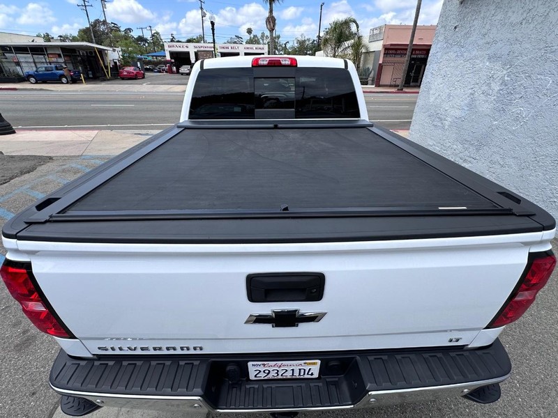 Chevrolet Silverado 1500 Vehicle Full-screen Gallery Image 12