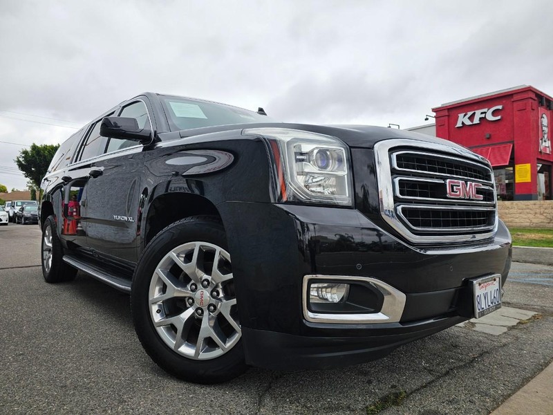 GMC Yukon XL Vehicle Full-screen Gallery Image 6
