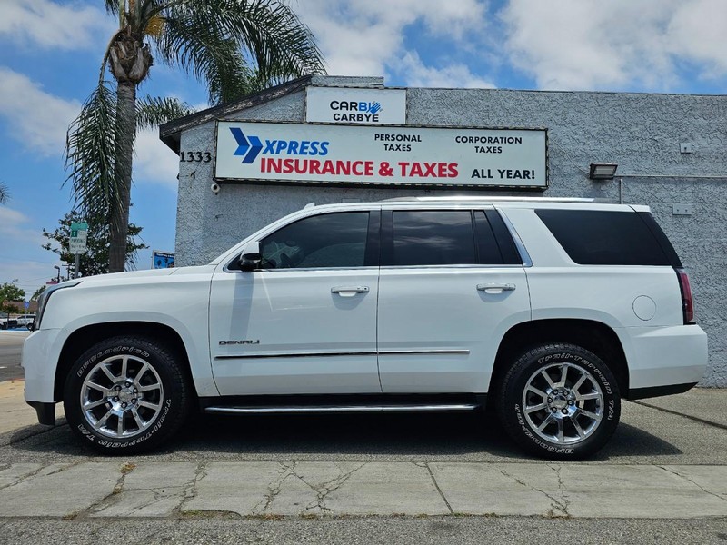 GMC Yukon Vehicle Full-screen Gallery Image 2