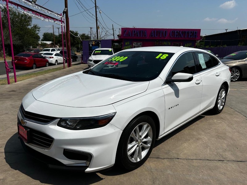 Chevrolet Malibu Vehicle Full-screen Gallery Image 2