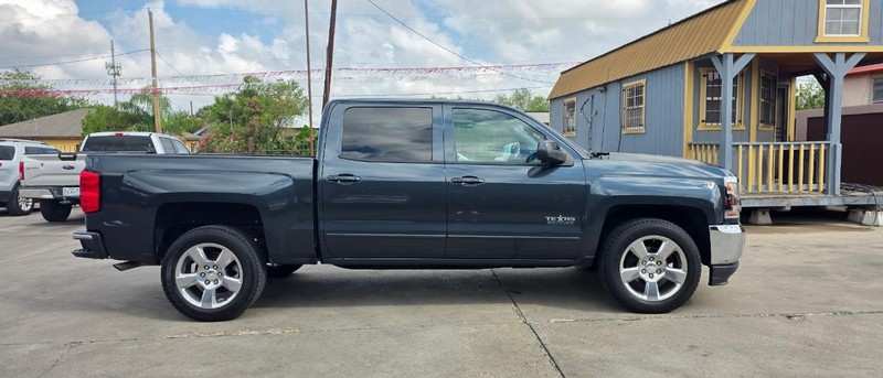 Chevrolet Silverado 1500 Vehicle Full-screen Gallery Image 4