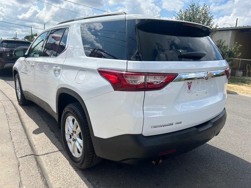 Chevrolet Traverse Vehicle Full-screen Gallery Image 3