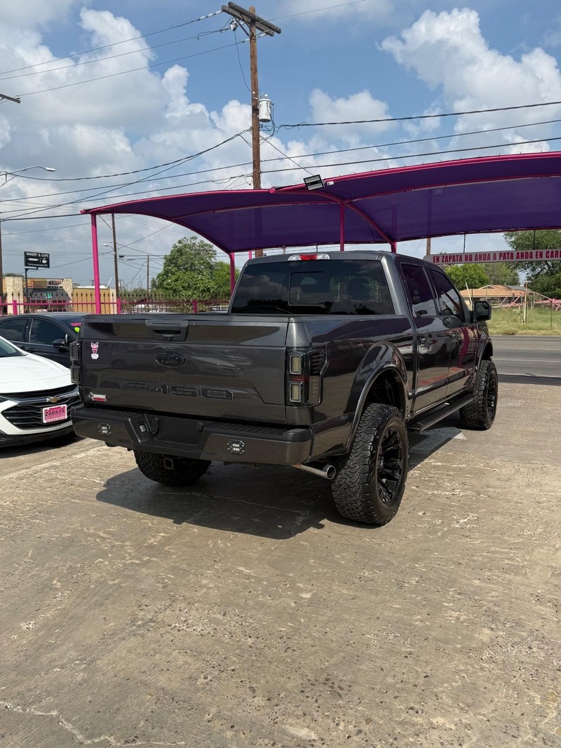 Ford F-150 Vehicle Full-screen Gallery Image 4