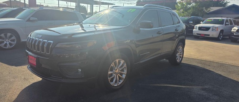 Jeep Cherokee Vehicle Full-screen Gallery Image 2