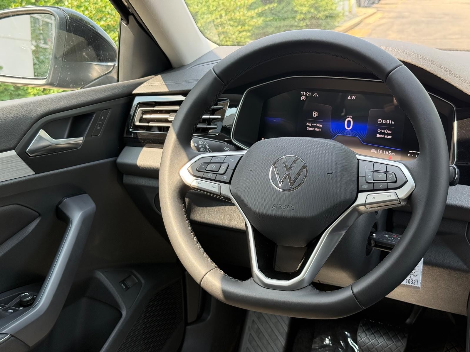 Volkswagen Jetta Vehicle Image 09