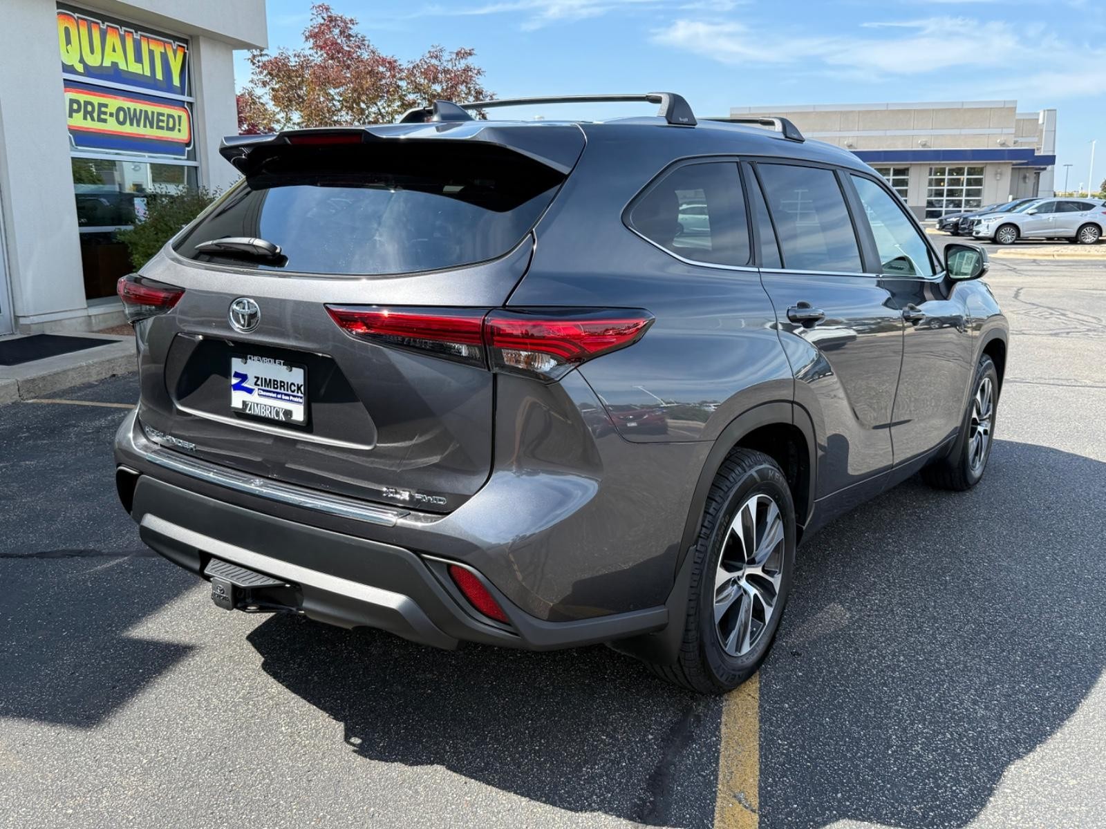 Toyota Highlander Vehicle Image 03