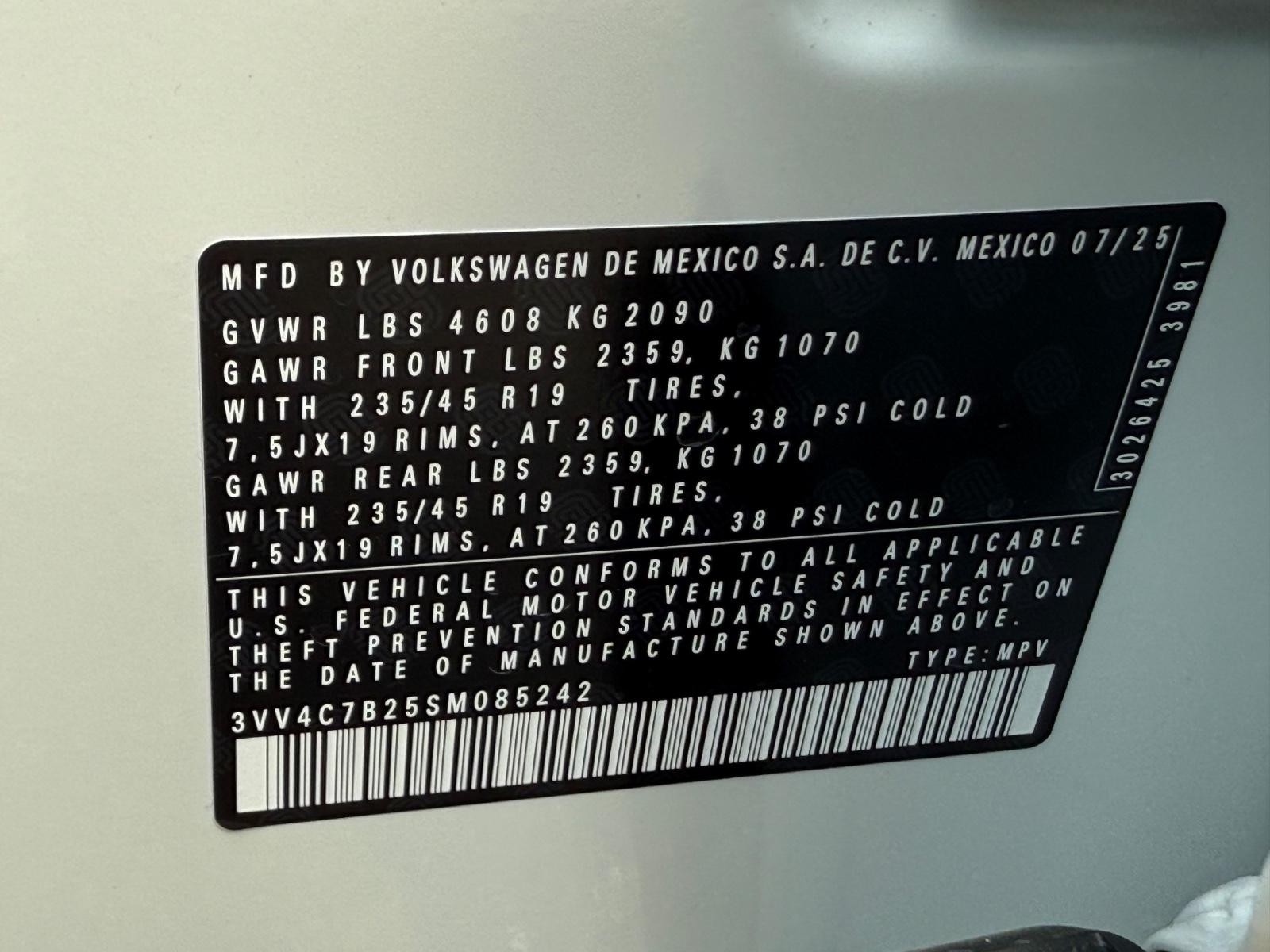 Volkswagen Taos Vehicle Image 17