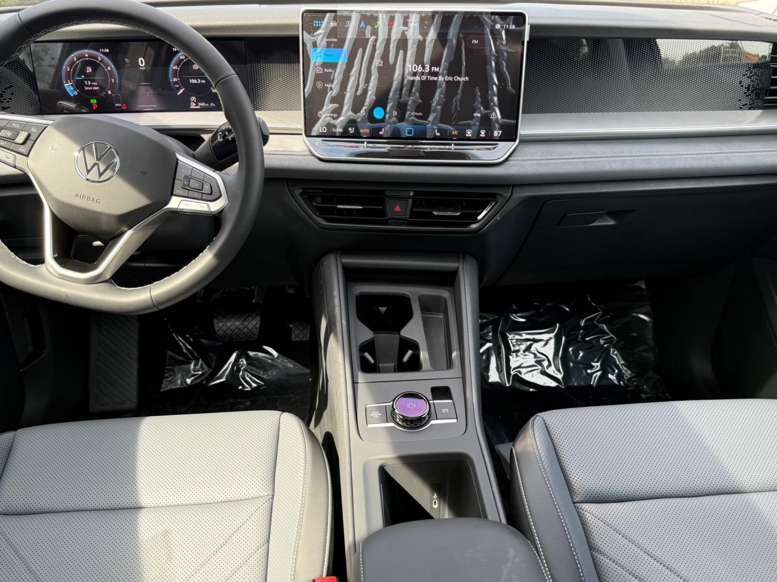 Volkswagen Tiguan Vehicle Image 06