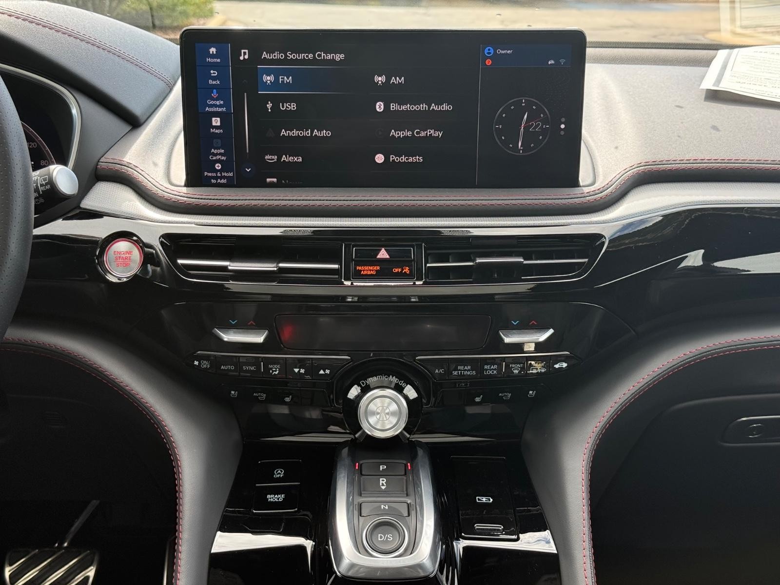 Acura MDX Vehicle Image 12