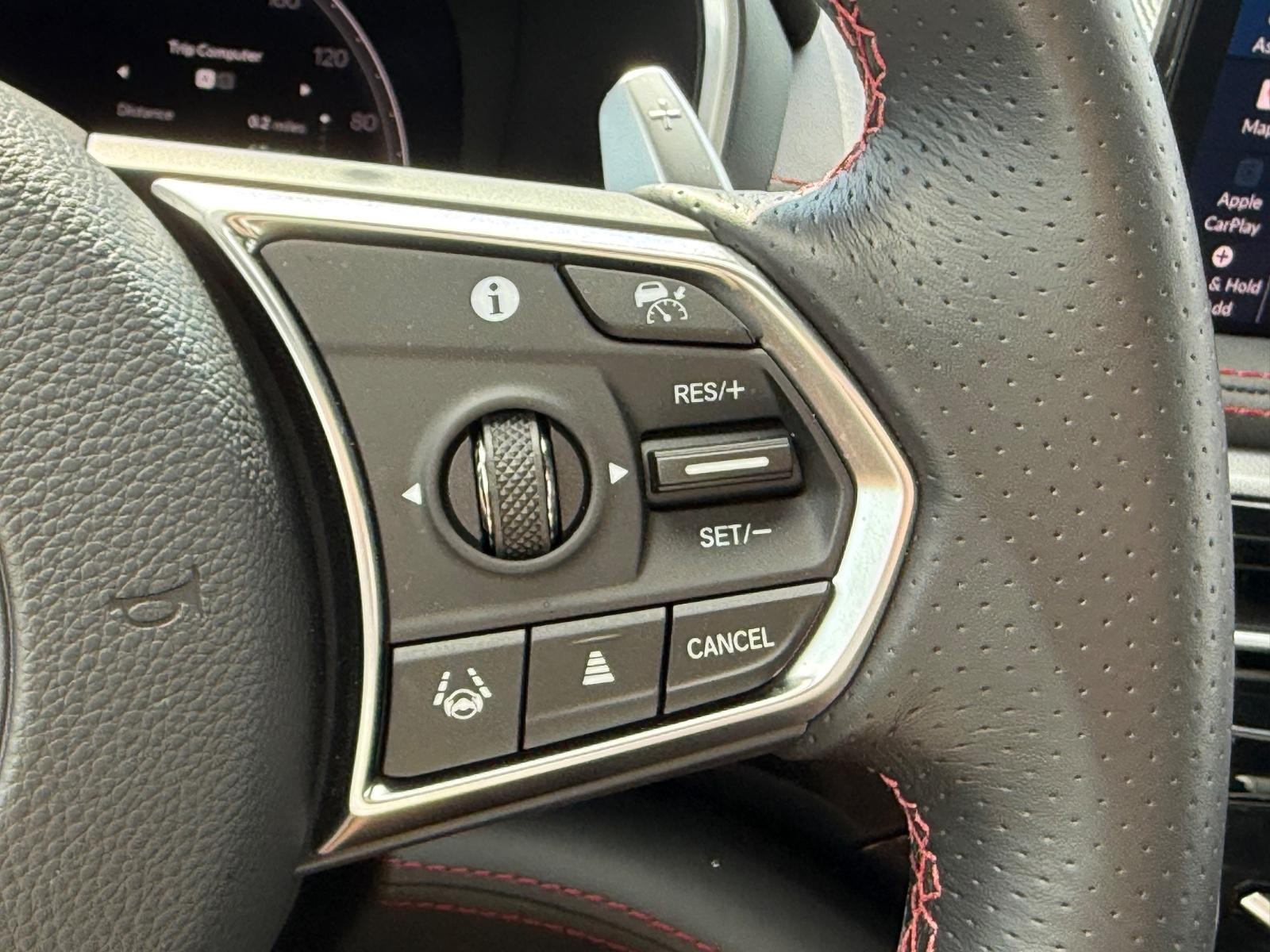 Acura MDX Vehicle Image 18