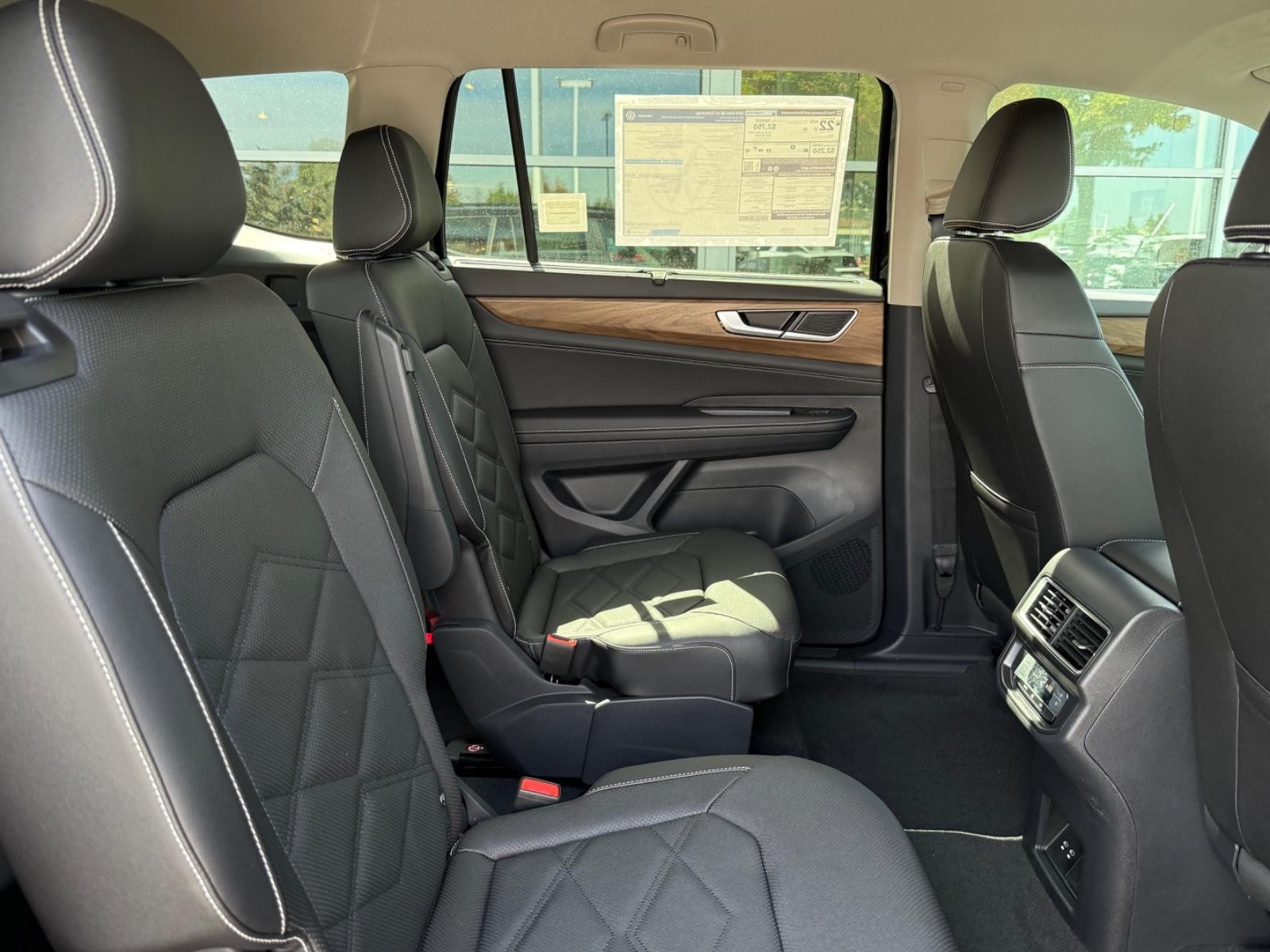 Volkswagen Atlas Vehicle Image 06