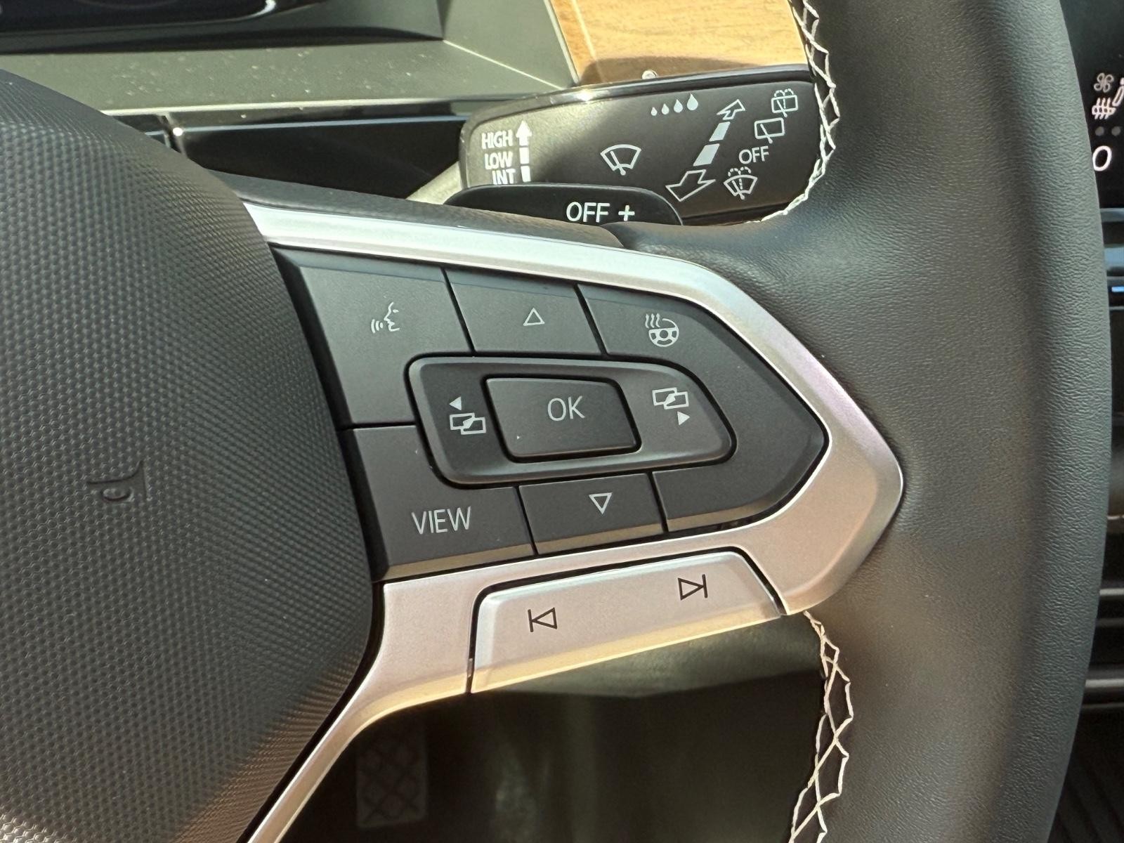 Volkswagen Atlas Vehicle Image 13