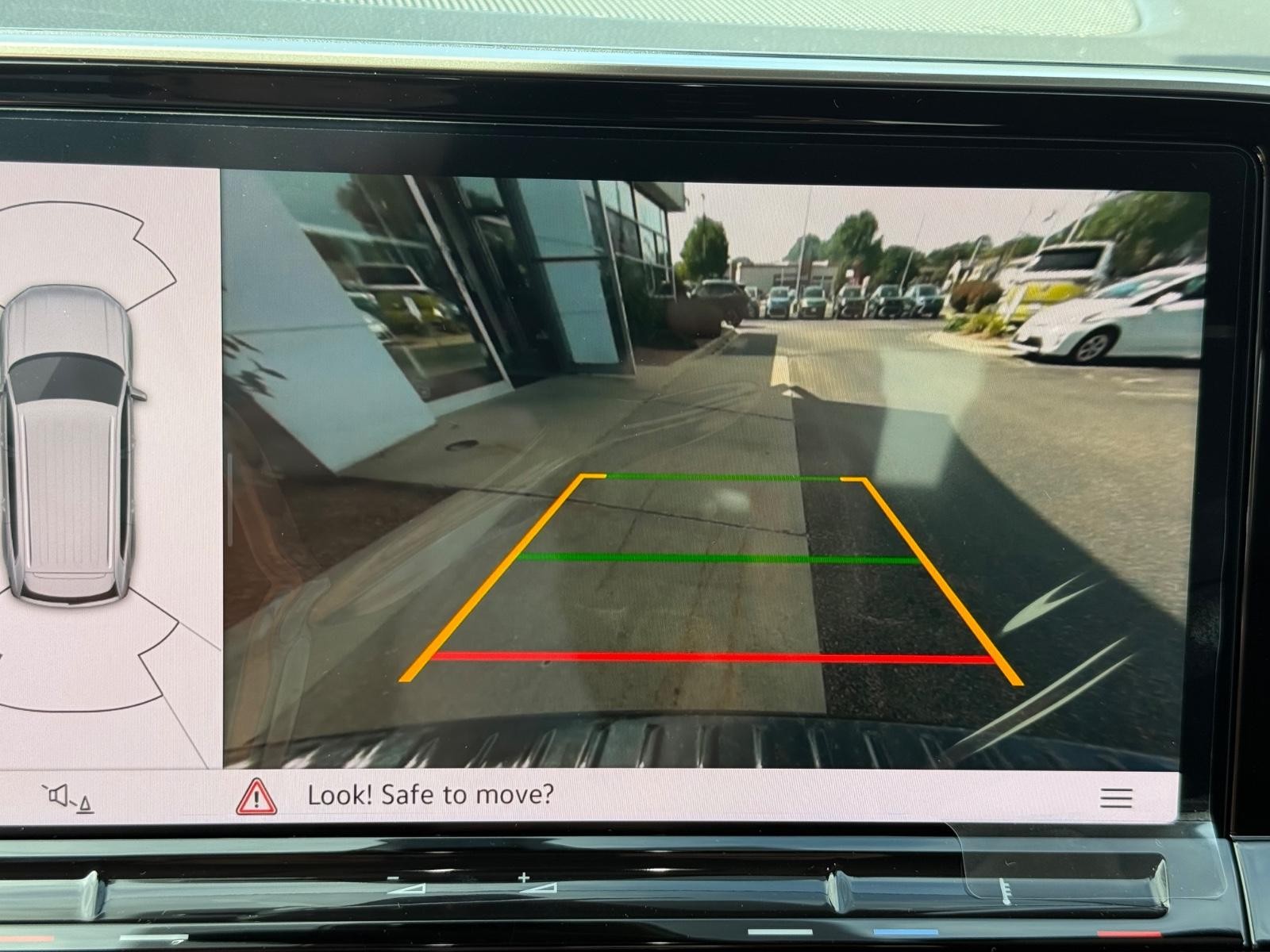 Volkswagen Atlas Vehicle Image 14