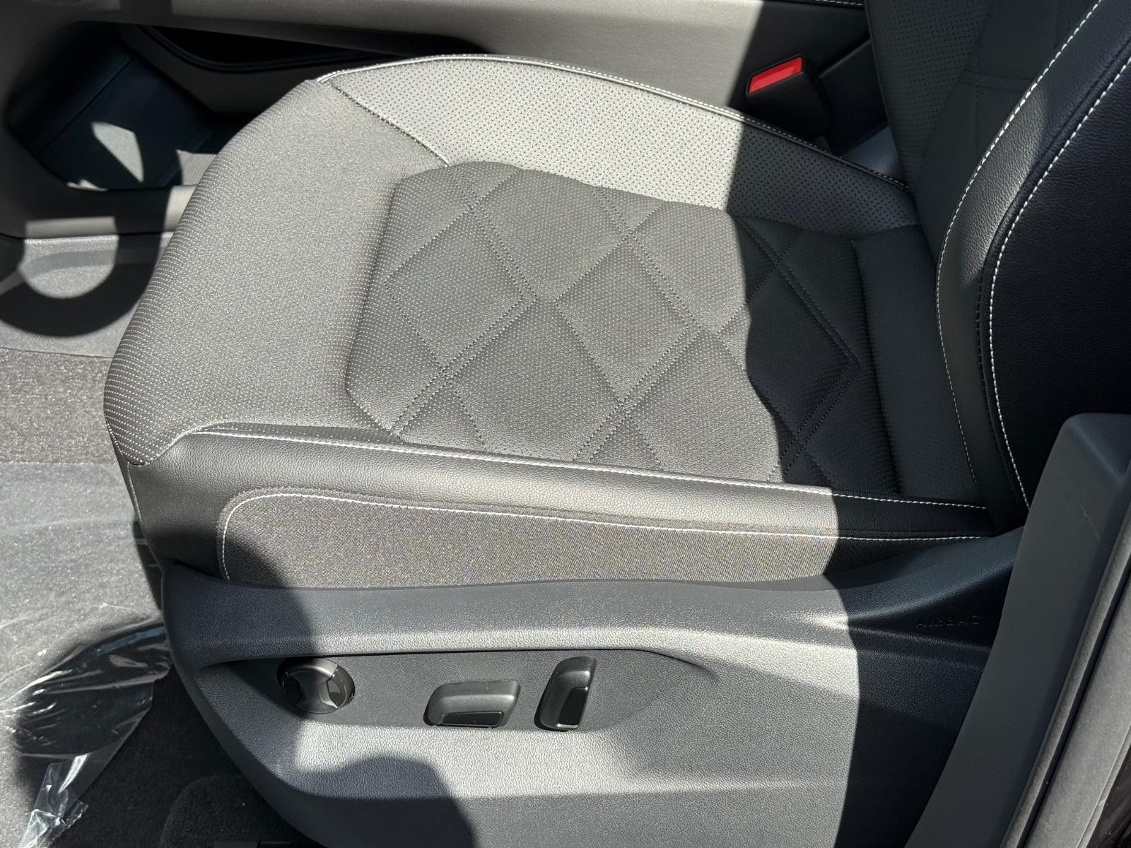 Volkswagen Atlas Vehicle Image 17