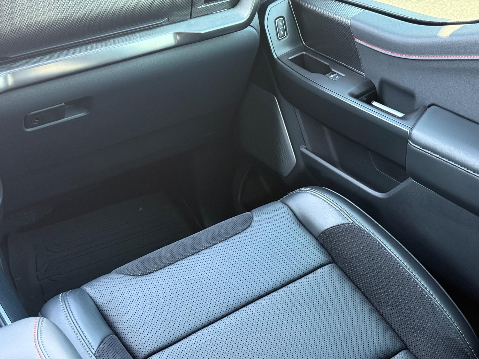 Ford F-150 Vehicle Image 15