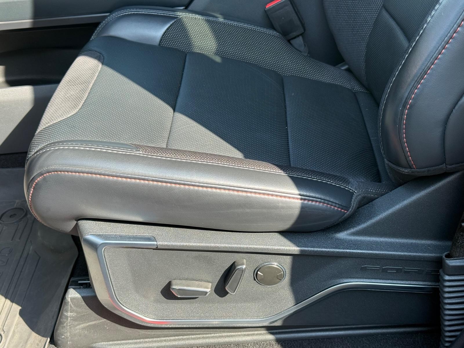 Ford F-150 Vehicle Image 24