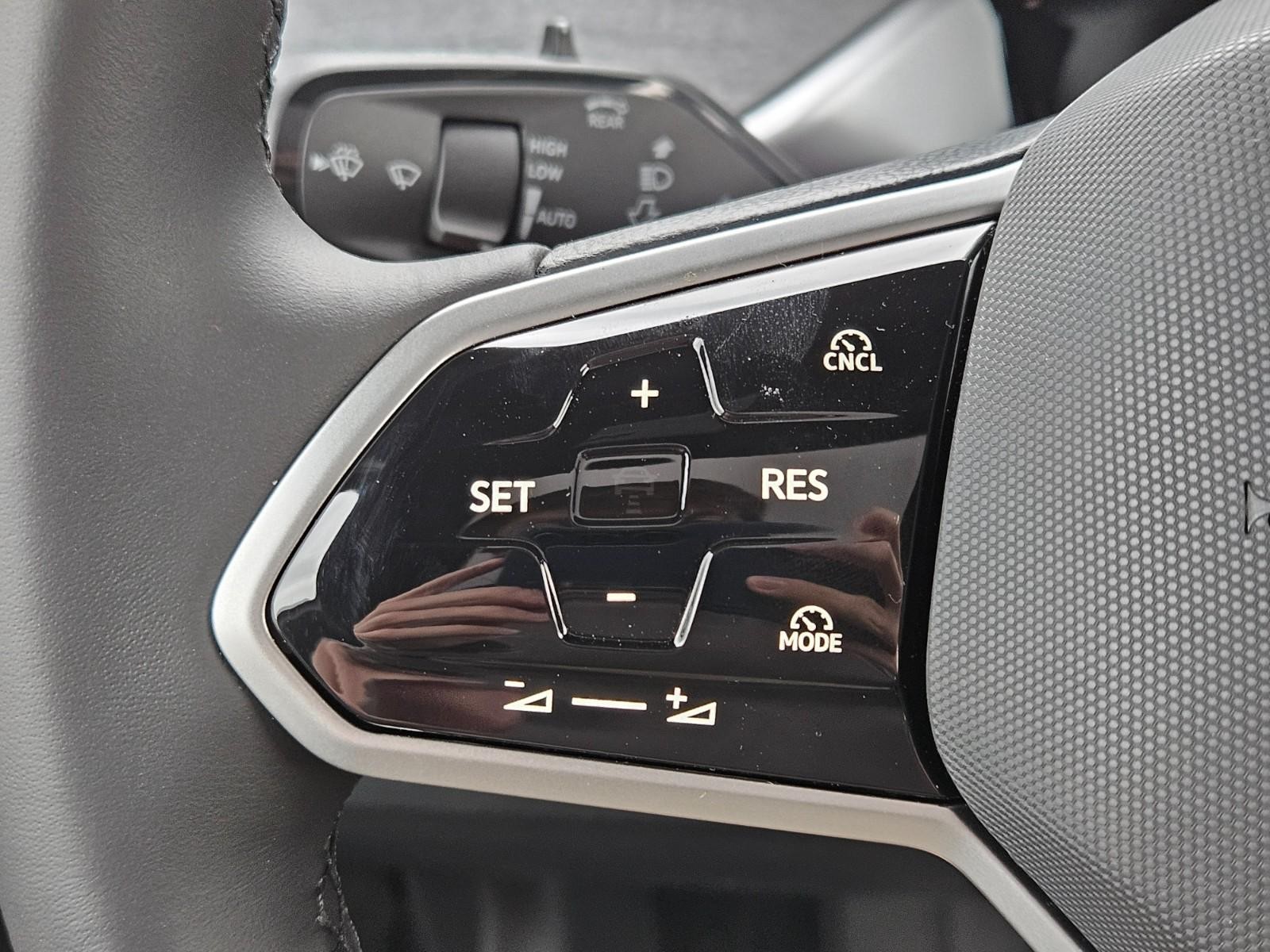 Volkswagen ID. Buzz Vehicle Image 10