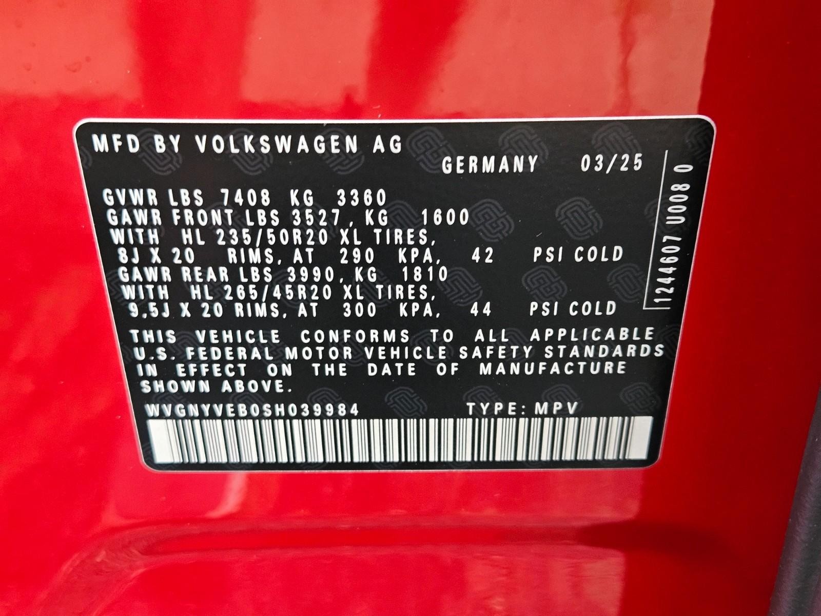 Volkswagen ID. Buzz Vehicle Image 17