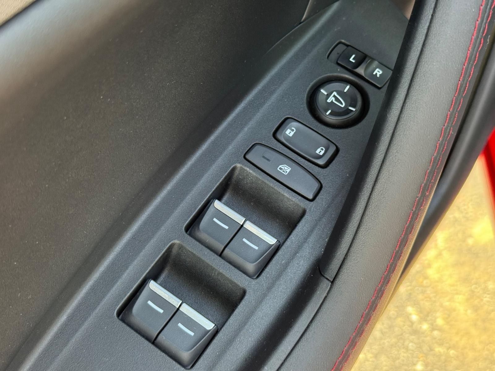 Acura TLX Vehicle Image 22