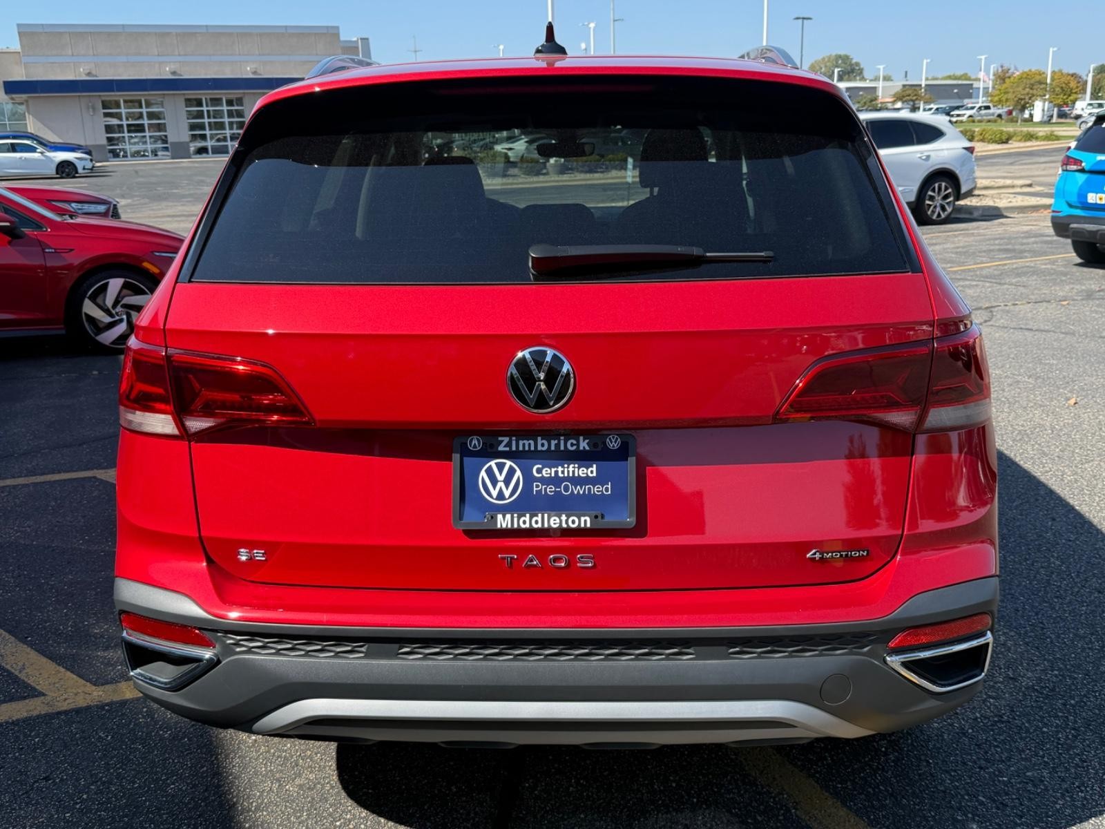 Volkswagen Taos Vehicle Image 04