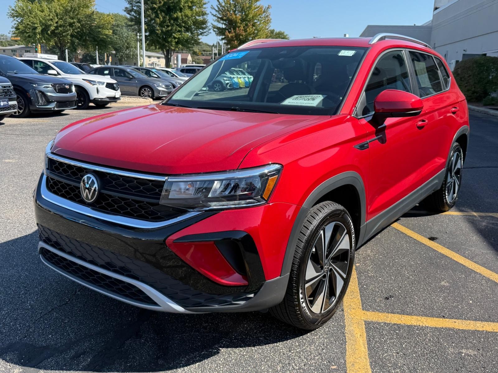 Volkswagen Taos Vehicle Image 08