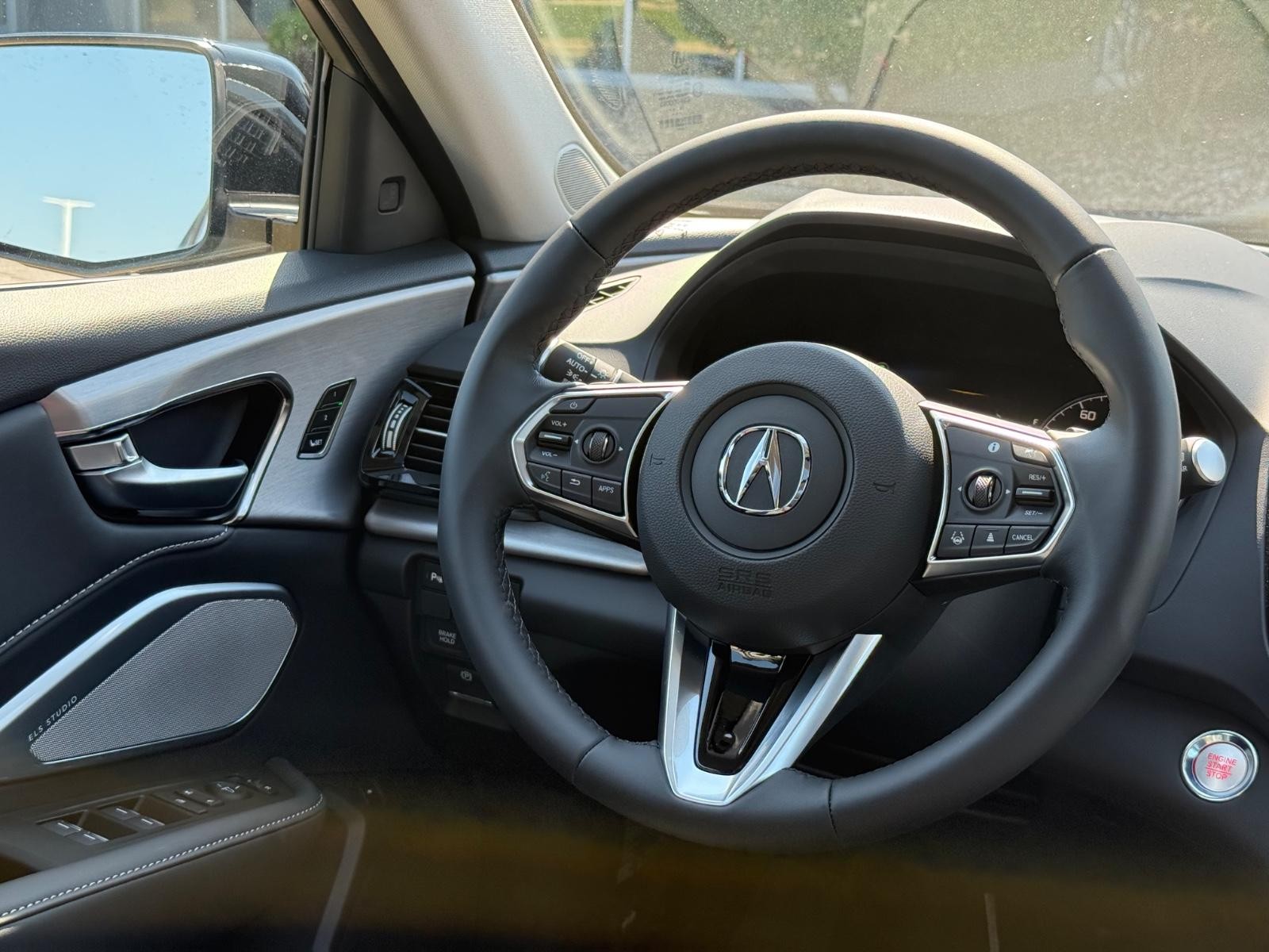 Acura RDX Vehicle Image 09