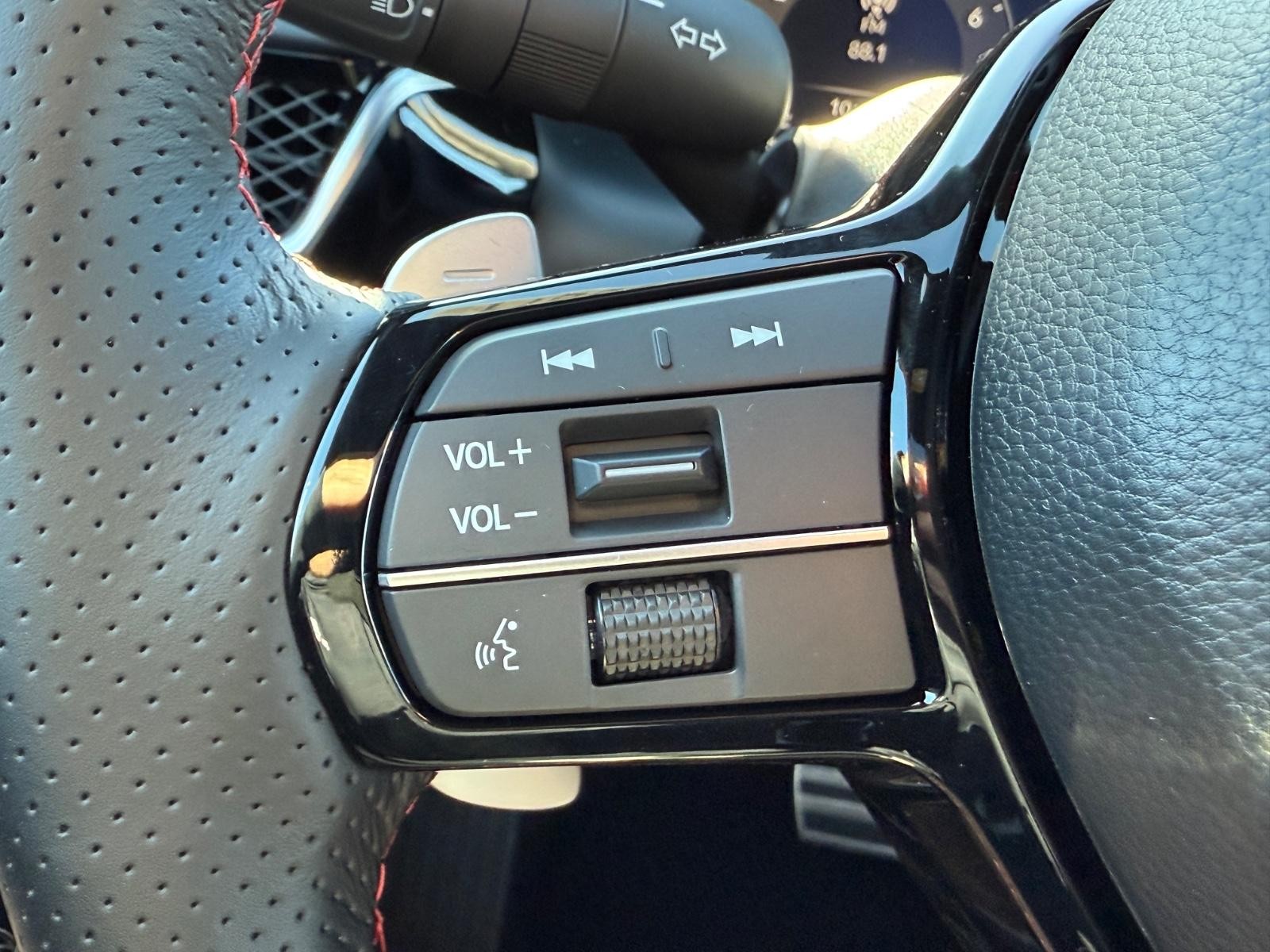 Acura ADX Vehicle Image 11