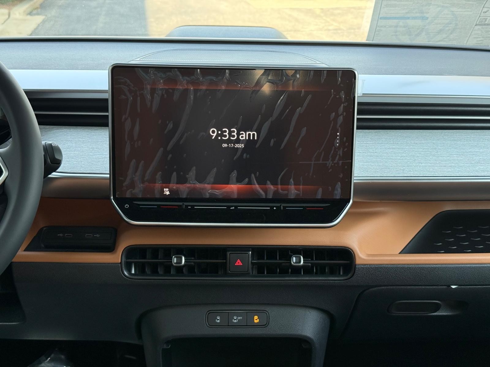 Volkswagen ID. Buzz Vehicle Image 07