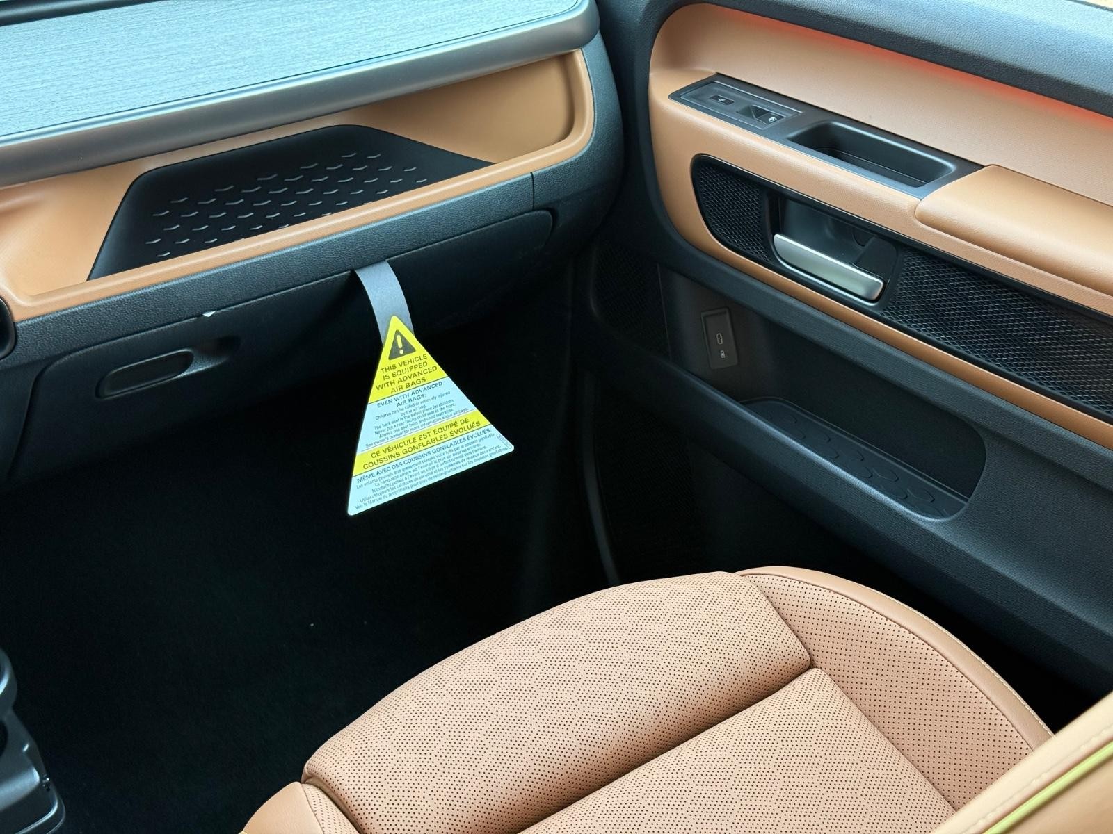 Volkswagen ID. Buzz Vehicle Image 09