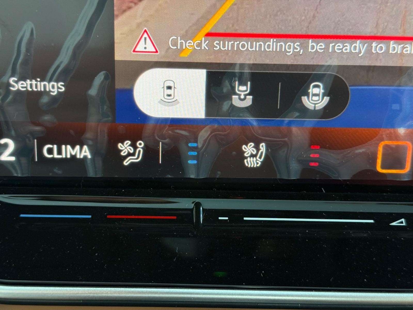 Volkswagen ID. Buzz Vehicle Image 14