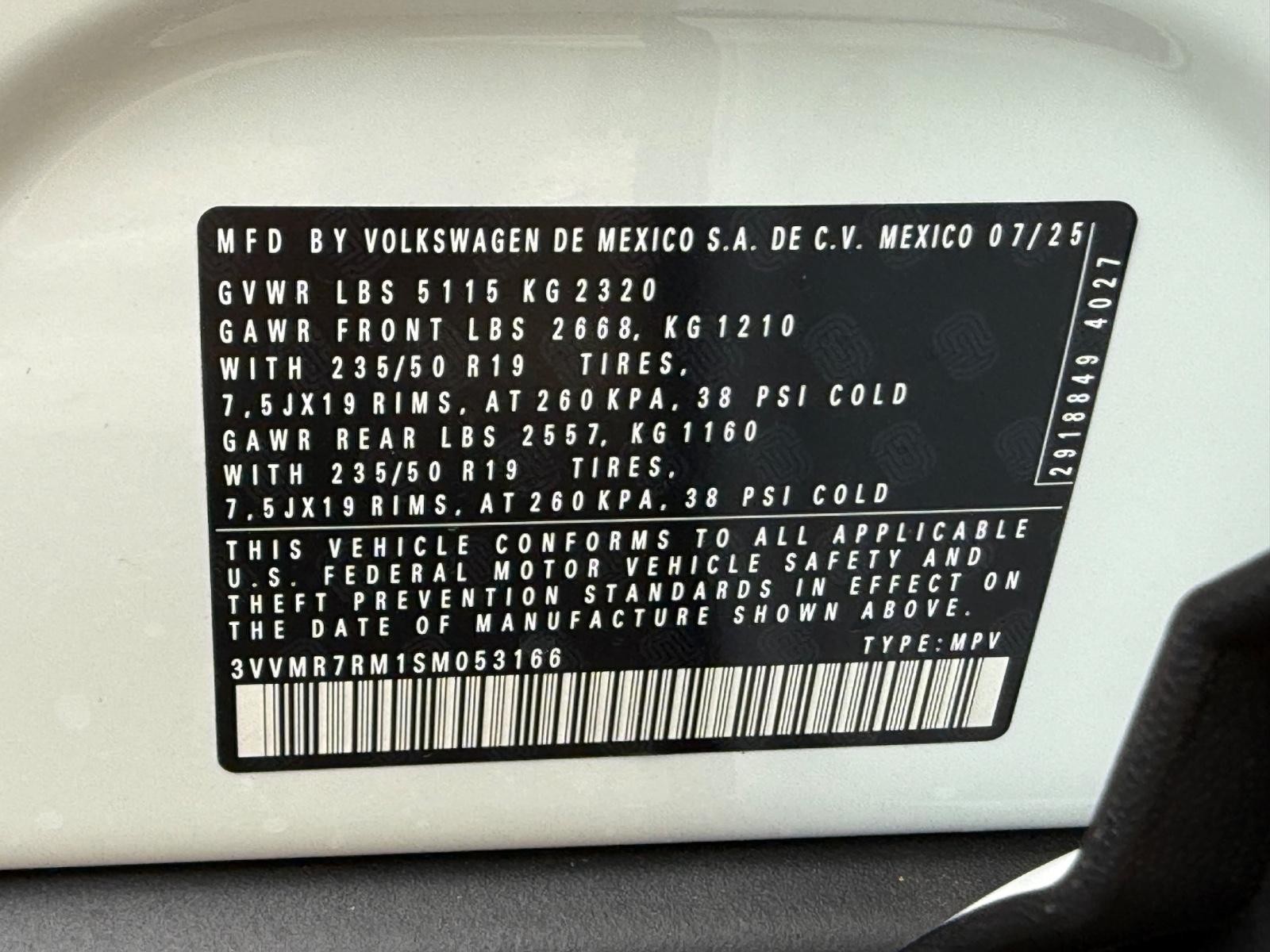 Volkswagen Tiguan Vehicle Image 17