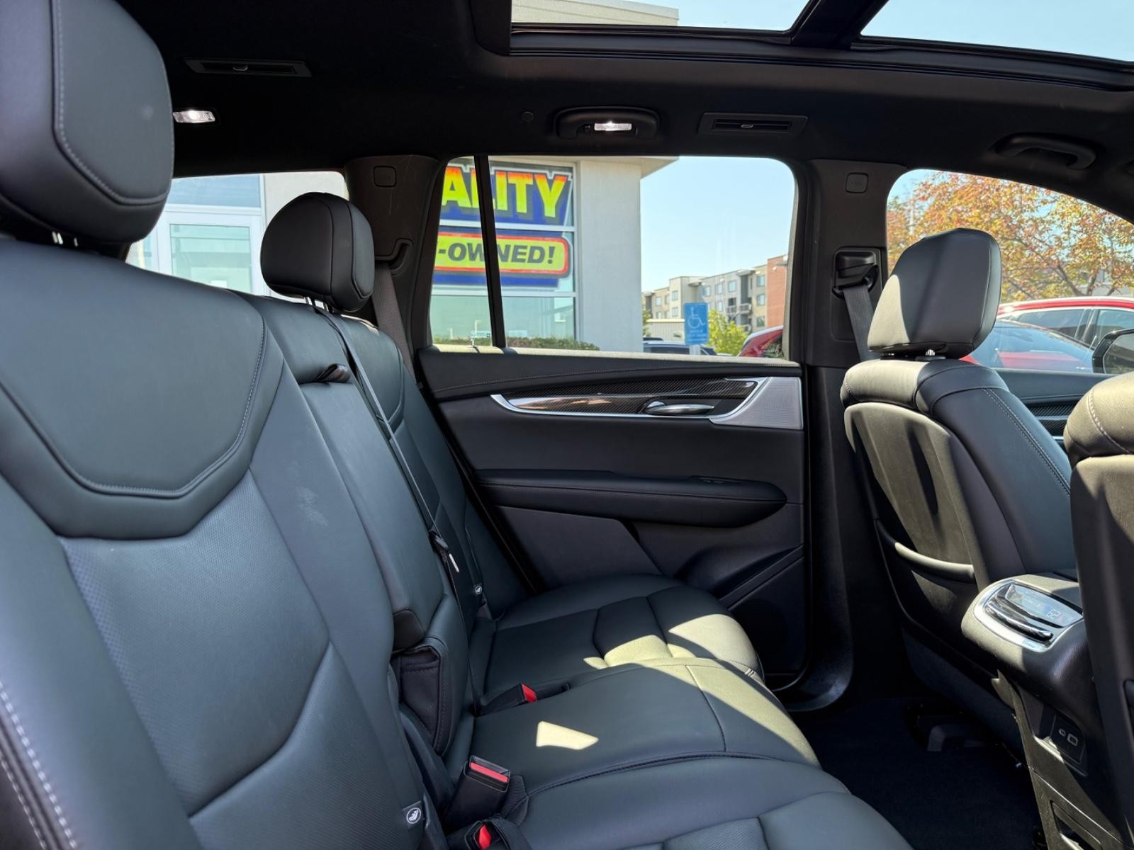 Cadillac XT6 Vehicle Image 10