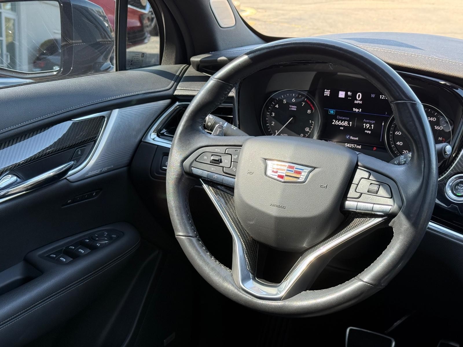 Cadillac XT6 Vehicle Image 14