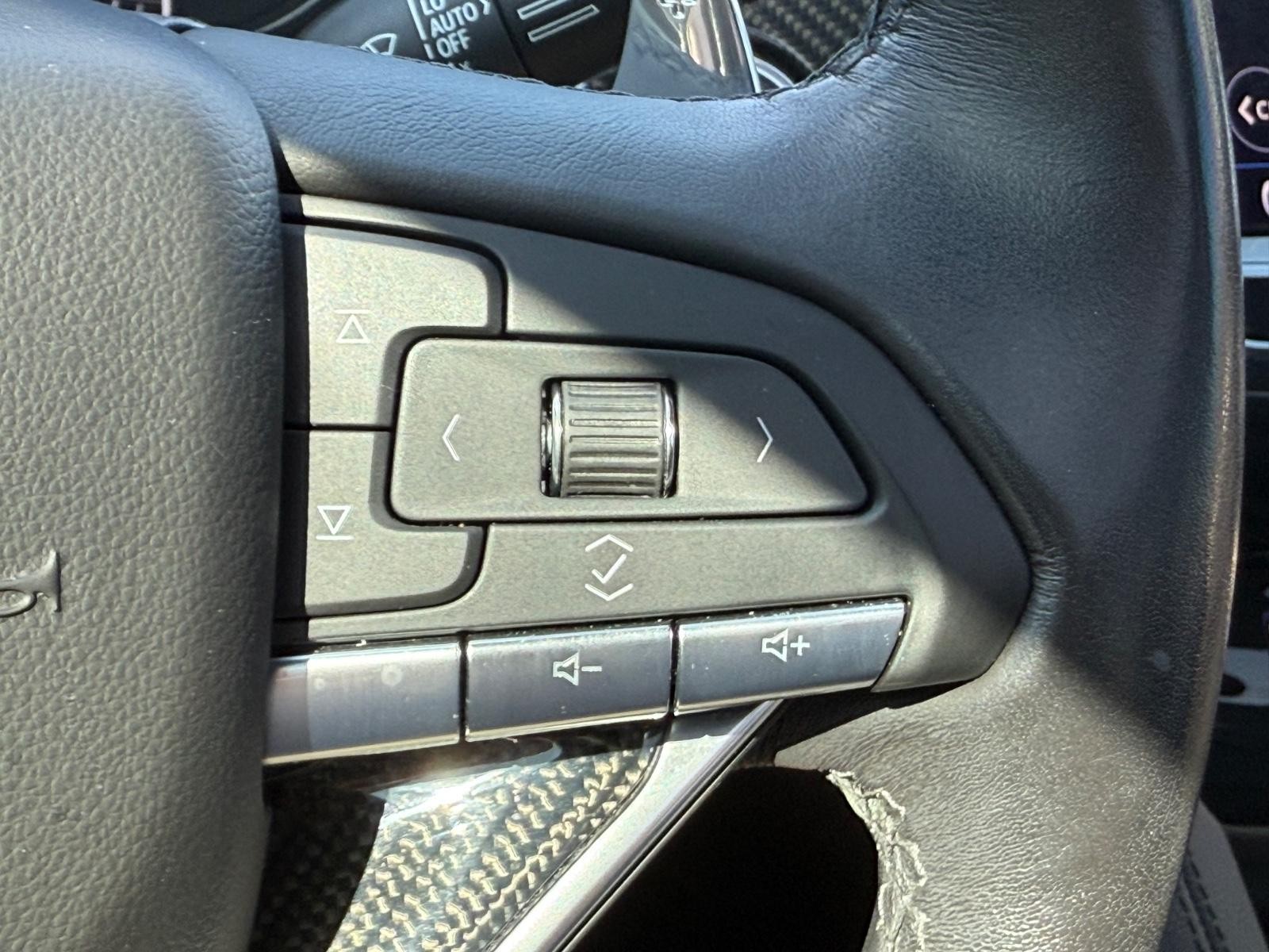 Cadillac XT6 Vehicle Image 17