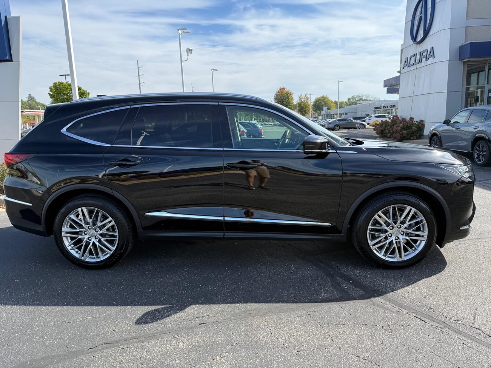 Acura MDX Vehicle Image 02