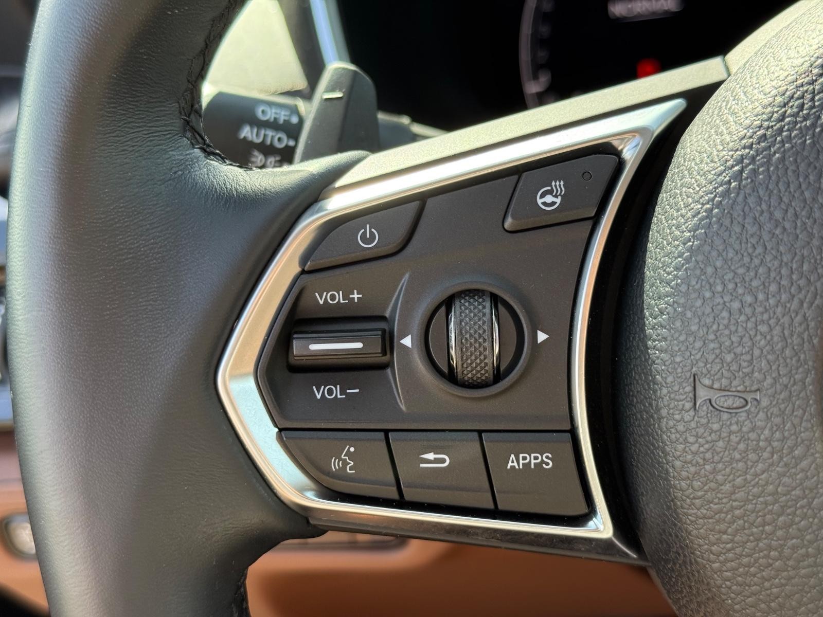 Acura MDX Vehicle Image 17